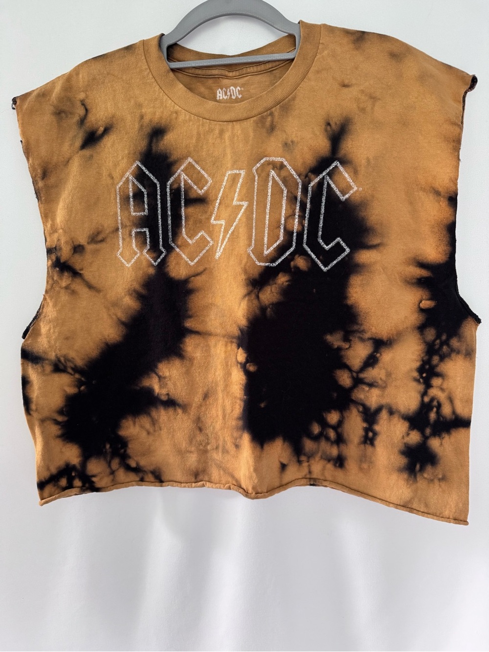❤️3/$30 AC/DC Bleach Tie-Dye Cropped Muscle Tank Women's XL Concert Graphic Tee